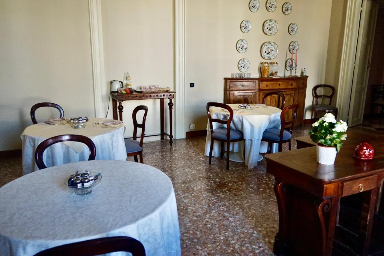 פאדובה Palazzo Mantua Benavides Suites & Apartments מראה חיצוני תמונה